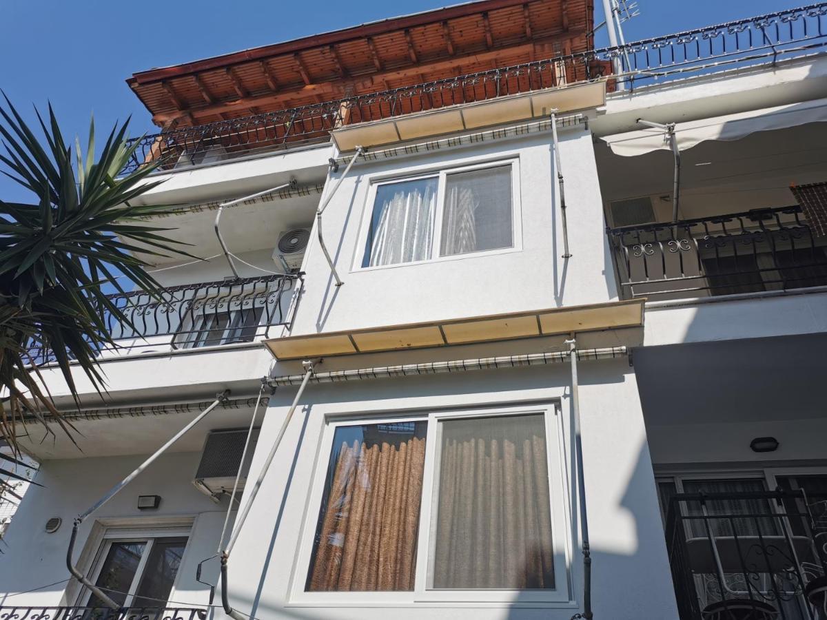 Villa Tasos Néa Péramos Buitenkant foto