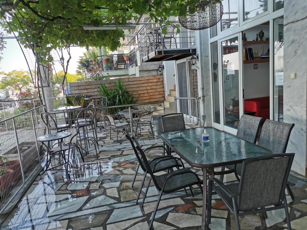 Villa Tasos Néa Péramos Buitenkant foto