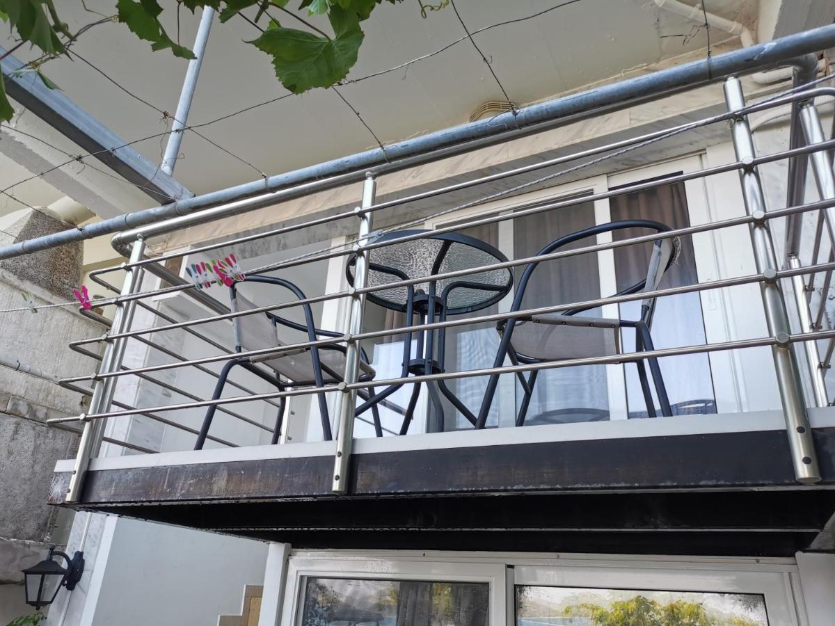 Villa Tasos Néa Péramos Buitenkant foto
