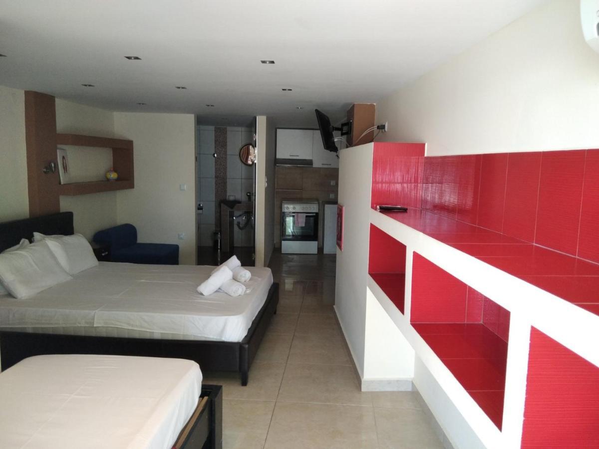 Villa Tasos Néa Péramos Buitenkant foto